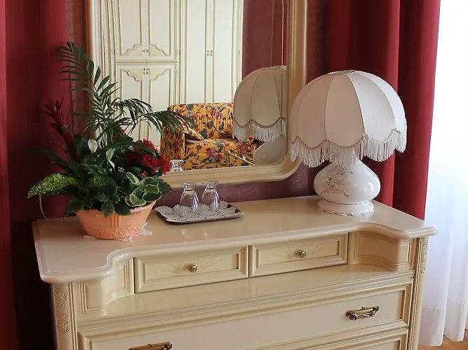 Marie Отель Тремеццо